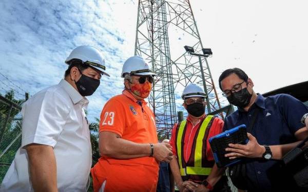 Syarikat Telco Perlu Bantu Kerajaan Tingkat Rangkaian Komunikasi