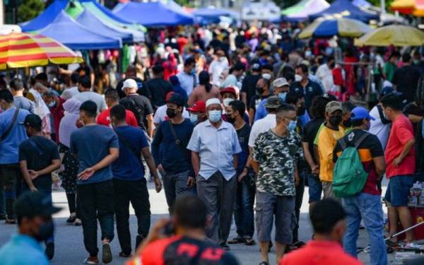 Faktor rentas negeri dibimbangi menjadi punca utama lonjakan kes harian baharu Covid-19 dalam negara dalam tempoh terdekat ini. - Foto Bernama