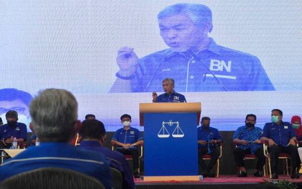 Ahmad Zahid ketika berucap pada Pelancaran Jentera BN bagi Pilihan Raya Negeri (PRN) Melaka 2021 hari ini. Foto Bernama