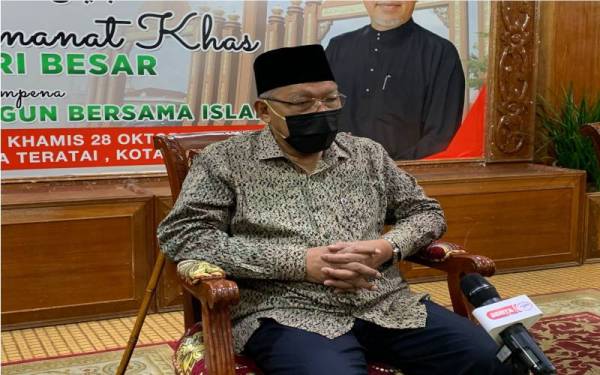 Ahmad ketika Majlis Amanat Khas 31 Tahun Pentadbiran Membangun Bersama Islam Kerajaan Negeri Kelantan di Kompleks Kota Darulnaim, pada Khamis.