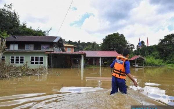 Mangsa banjir di Kedah meningkat kepada 239 orang daripada 63 keluarga setakat jam 8 pagi ini berbanding 216 mangsa daripada 55 keluarga petang semalam. - Foto Bernama