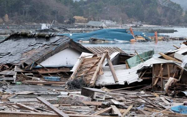 Menjelang 2030, dianggarkan 50 peratus daripada penduduk dunia yang tinggal di kawasan pantai akan terdedah kepada ancaman banjir, ribut dan tsunami. - Foto 123RF