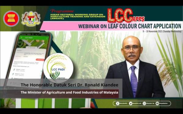 Ronald ketika merasmikan ‘Webinar on Leaf Colour Chart (LCC) Application’ pada Selasa.