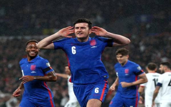 Maguire meraikan jaringannya ketika menewaskan Albania 5-0