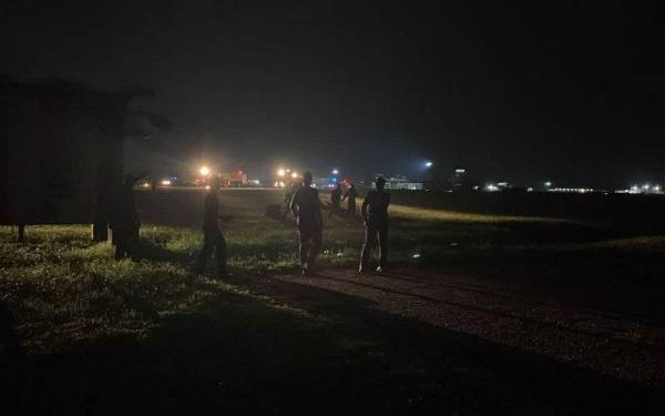 Nahas itu berlaku pada lebih kurang jam 10.07 malam ketika kedua-dua juruterbang itu sedang melaksanakan latihan penerbangan (Night Flying).