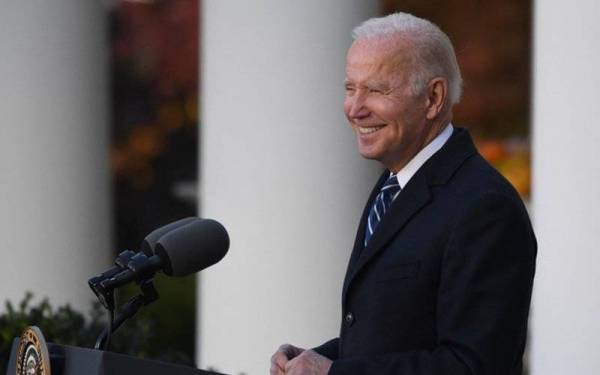 Biden kekal sihat pada usia itu kerana beliau tidak menggunakan produk tembakau, tidak mengambil minuman alkohol dan bersenam sekurang-kurangnya lima kali seminggu. - Foto AFP