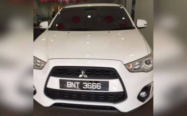 SUV jenis Mitsubishi ASX milik mangsa yang dilarikan dua suspek.