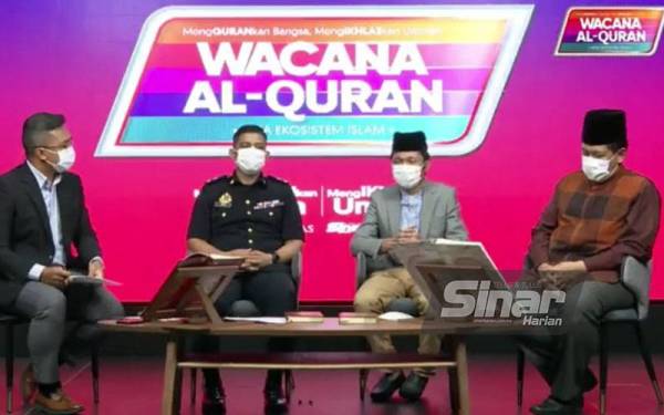 Dari kiri Khairul Haffiz, Mohamad Hafiz, Muhammad Fahmi dan Amirahman dalam Wacana Al-Quran bertajuk Elak Nahas: Jalan Raya Bukan Pusara yang disiarkan di semua platform Sinar Harian pada Jumaat.