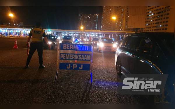 Sebanyak 3,210 kenderaan diperiksa dalam Operasi Bersepadu di Plaza Tol Sungai Besi pada Jumaat.