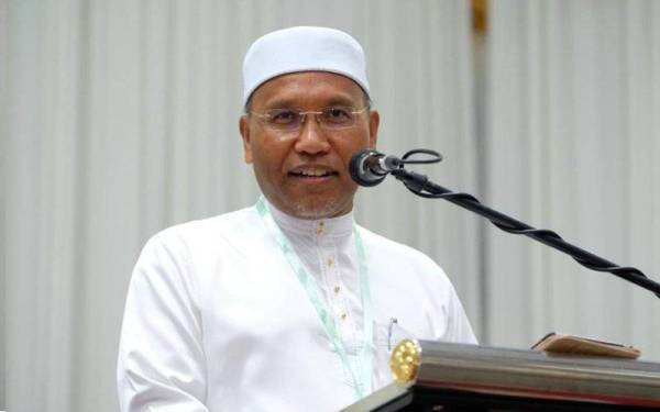 Idris Ahmad - Foto Bernama