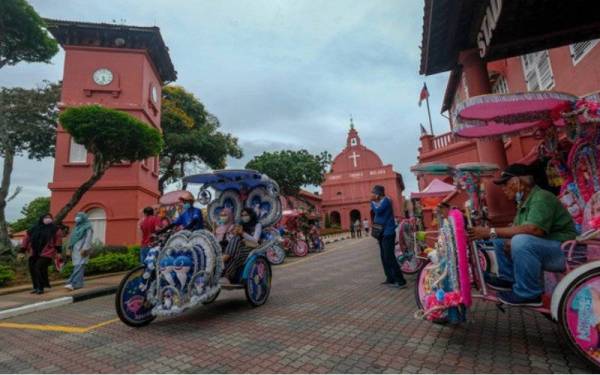 Melaka kembali menjadi tumpuan pelancong selepas rentas negeri dibenarkan. - Foto Bernama