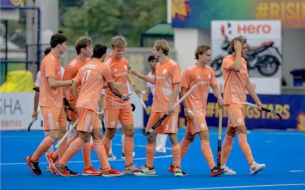 Belanda ternyata berada dalam kelas tersendiri apabila mudah membenam Malaysia 9-3 di Stadium Kalinga, Bhubaneswar, India sebentar tadi. - Foto FIH