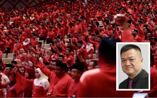 Para perwakilan melaungkan 'Bersatu' semasa Majlis Perasmian Perhimpunan Agung Tahunan Bersatu Kali Kedua 2018. (Gambar kecil: Prof Wong Chin Huat)