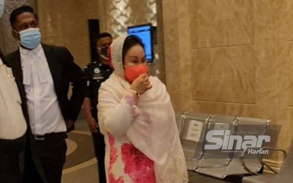 Rosmah hadir di Mahkamah Rayuan di sini pada Isnin bagi membatalkan perbicaraan kes rasuah dan menggugurkan Timbalan Pendakwa Raya Datuk Seri Gopal Sri Ram daripada mengetuai pasukan pendakwaan.