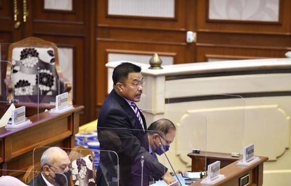 Mohd Sharkar ketika sidang DUN Pahang di Kuantan pada Khamis.