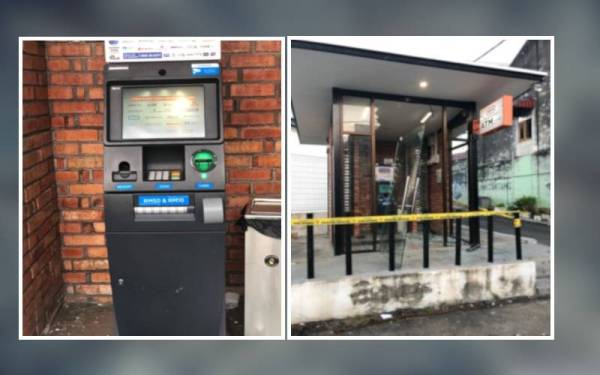 Pondok menempatkan sebuah ATM berhadapan Balai Polis Johol, Kuala Pilah yang rosak dalam cubaan sekumpulan penjenayah melarikan mesin berkenaan. - Foto ihsan PDRM