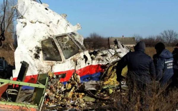 Pesawat MH17 yang dalam perjalanan ke Kuala Lumpur melepasi laluan kawasan bergolak di sempadan Ukraine-Rusia sebelum ditembak jatuh menggunakan misil pada 2014.