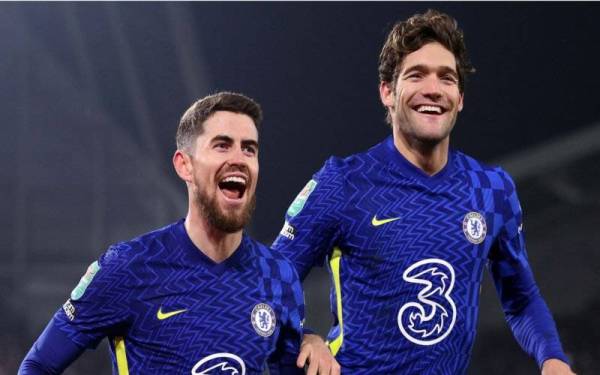 Jorginho (kiri), meraikan jaringannya pada perlawanan berkenaan. - Foto Skysports