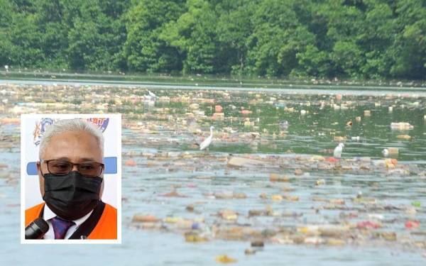 Keadaan Sungai Tebrau yang dicemari sampah. (Gambar kecil: Noorazam)