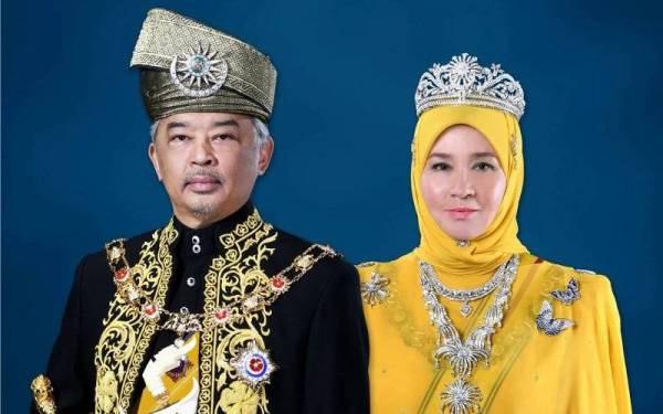 Al-Sultan Abdullah dan Tunku Azizah. - Foto Bernama