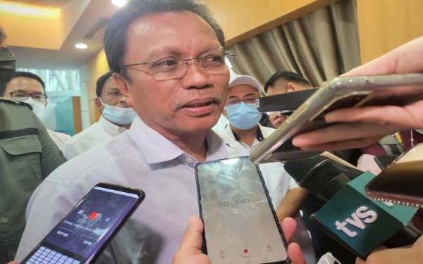 Mohd Shafie ketika ditemui pemberita di KKIA, Kota Kinabalu.