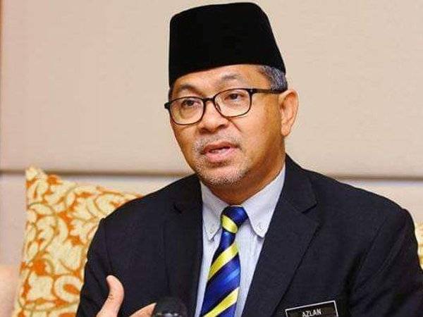 Datuk Seri Azlan Man