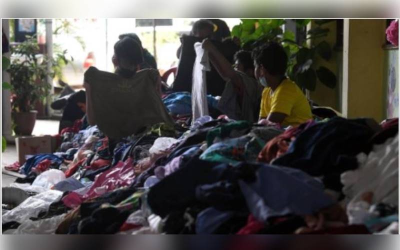 Bantuan termasuk penjagaan kesihatan perlu diberikan kepada mangsa banjir terutama dalam kalangan murid yang bakal memulakan sesi persekolahan tidak lama lagi.Gambar hiasan. - Foto Bernama