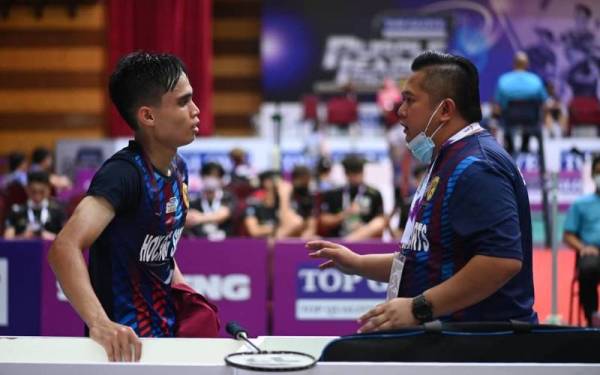 Zakry mengetuai cabaran Kelab Badminton Seremban City dalam saingan ACPLJ 2021/22.