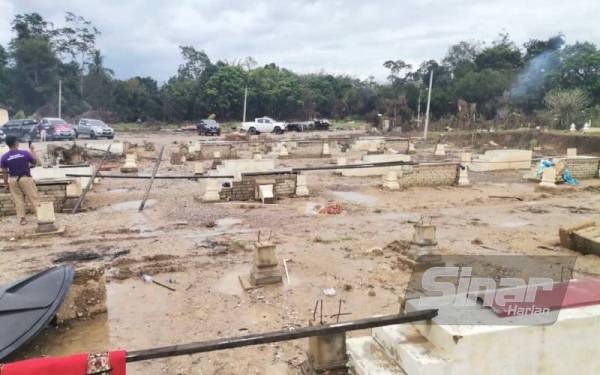 Keadaan 36 pondok Pusat Tahfiz Haji Ahmad Kampung Dala, Lancang, Mentakab, Pahang yang musnah akibat banjir baru-baru ini.