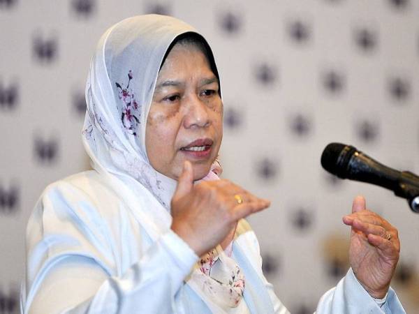  Datuk Zuraida Kamaruddin