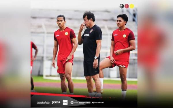 Beto ketika menjalani latihan bersama para pemain Sarawak United lain. - Foto Sarawak United