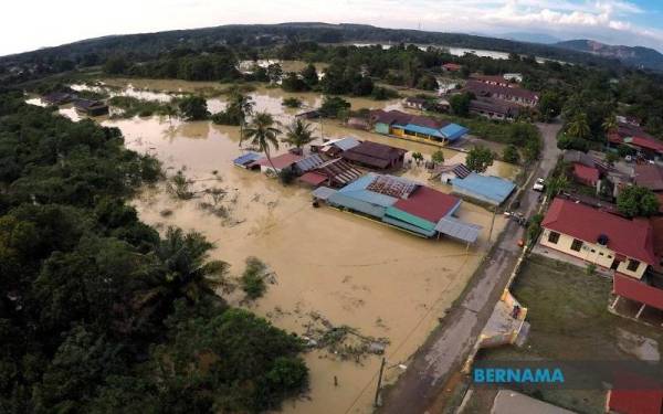 Kejadian banjir yang melanda negara baru-baru ini. - Foto Bernama