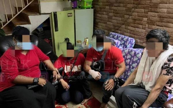 Semua suspek ditahan dan dibawa ke IPD Kuala Muda untuk tindakan lanjut. - Foto Polis Kedah