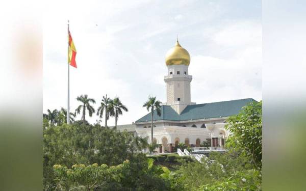 Pejabat Sultan Selangor diiktiraf sebagai pengurusan istana pertama di Malaysia memperoleh persijilan MS ISO 9001:2015 (Sistem Pengurusan Berkualiti) daripada Malaysia Book of Record pada 27 Jun 2019.