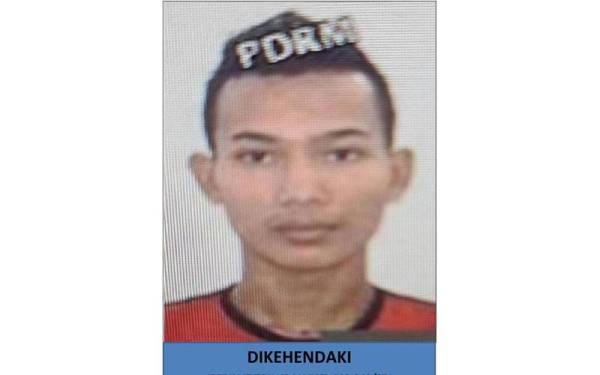 Polis sedang mengesan seorang lelaki berusia 20 tahun pemilik kepada kereta jenis Audi A4 berwarna putih bagi membantu siasatan berhubung penahanan tekong, pemandu dan 19 orang PATI di Kampung Lubok Kawah di Rantau Panjang Khamis.