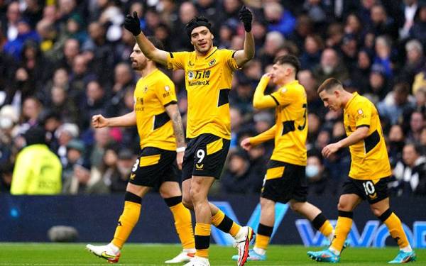 Pemain Wolves meraikan kemenangan 2-0 ke atas Tottenham Hotspur minggu lalu. -Foto: PA Wire