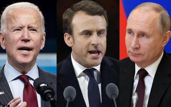 Macron (tengah) mencadangkan sidang kemuncak antara Biden (kiri) dan Putin. - Foto: Agensi