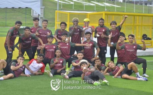 KUFC menjalinkan kerjasama dengan Shonan Bellmare yang beraksi dalam saingan divisyen pertama Liga Jepun (Liga J) dalam usaha meningkatkan pembangunan Sang Kijang Hijau.