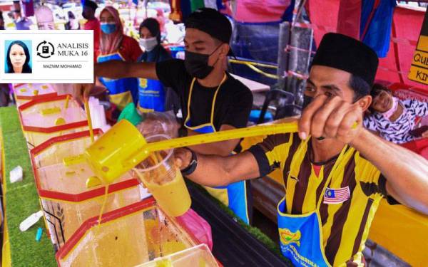 Keputusan kerajaan membenarkan operasi bazar Ramadan pada tahun ini dilihat bertepatan sebagai usaha menjadikan landasan bagi peniaga menjana kembali pendapatan.