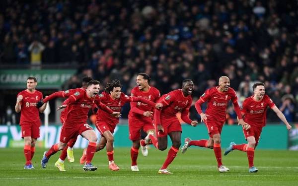 The Reds dilihat berpeluang melakarkan satu lagi sejarah memenangi empat trofi musim ini jika mampu menewaskan Norwich City pada aksi pusingan kelima Piala FA di Anfield pada Khamis. -Foto: Sportskeeda