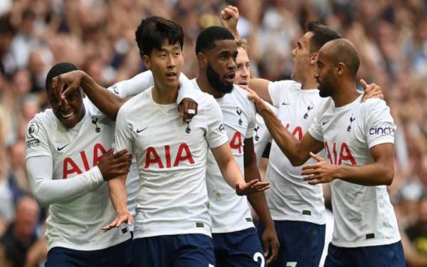 Pemain Spurs bersedia untuk mencatat kemenangan. - Foto Reuters