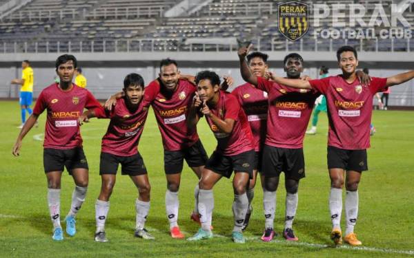 Sebahagian pemain yang membarisi Perak FC musim ini. - Foto FB PERAK FC