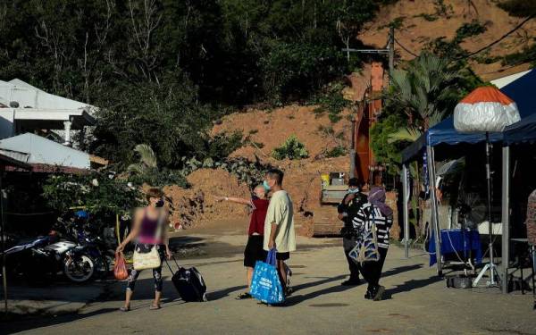 Bunyi siren yang kuat memberi amaran berjaya mengelakkan lebih ramai penduduk menjadi mangsa dalam kejadian tanah runtuh di Taman Bukit Permai 2, Ampang pada Khamis.