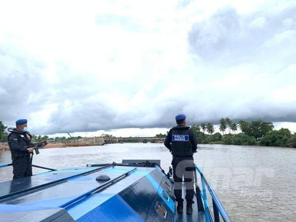 Polis Kelantan akan memperketatkan kawalan sempadan Malaysia-Thailand di negeri itu menjelang pembukaan semula sempadan negara pada 1 April depan. - Gambar hiasan