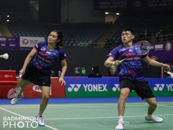 Tan Kian Meng-Lai Pei Jing terpaksa bermandi peluh sebelum dapat menjinakkan gandingan dari Indonesia, Adnan Maulana-Mychelle Bandaso, 21-14, 13-21, 21-16. - Foto BAM