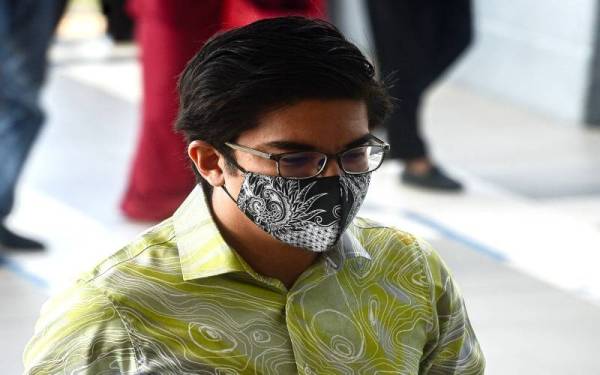 Syed Saddiq hadir di Kompleks Mahkamah Kuala Lumpur pada Khamis pada sebutan kes yang dihadapinya iaitu pertuduhan pecah amanah dan pengubahan wang haram. Foto: Bernama