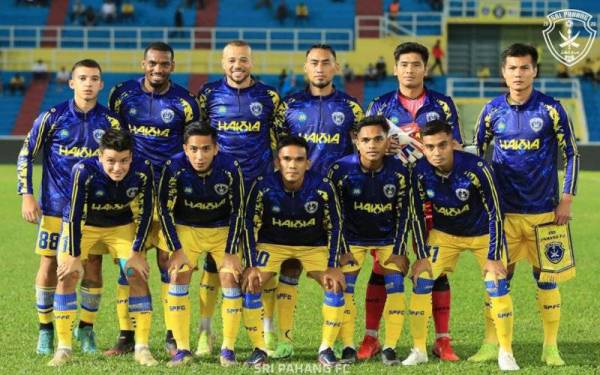 Kesebelasan utama Sri Pahang ketika berdepan Manjung City pada pusingan pertama Piala FA di Stadium Darul Makmur, Kuantan. - Foto Sri Pahang FC