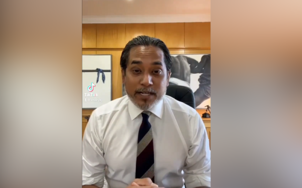 KJ menerusi video dalam ciapan di akaun Twitternya pada Selasa.