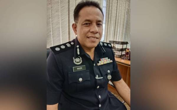 Asisten Komisioner Mohd Wazir Mohd Yusof