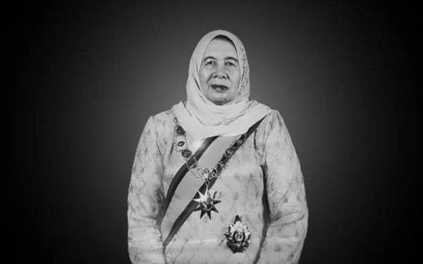 Tok Puan Siti Ramalah Yunus, isteri kepada Undang Luak Rembau Datuk Lela Maharaja Datuk Muhamad Sharip Othman meninggal dunia pagi tadi akibat kegagalan buah pinggang.